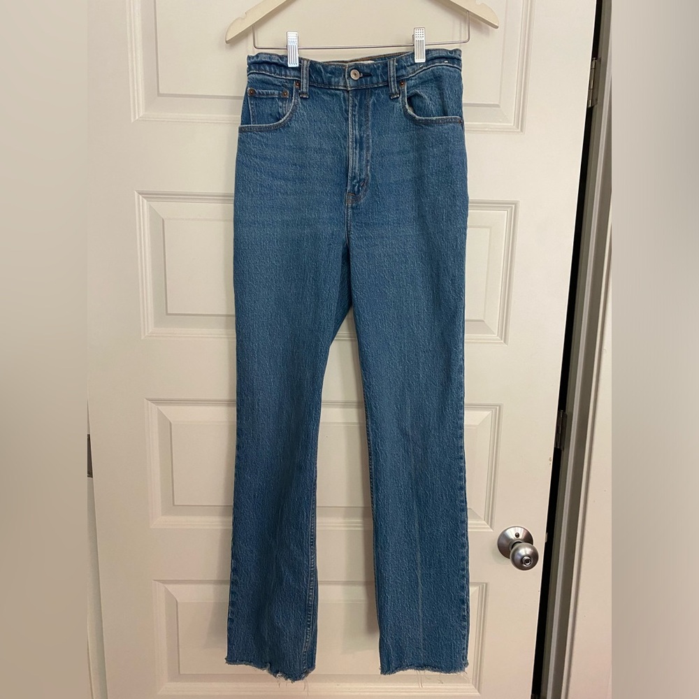 NWOT 90’s Straight Ultra High-Rise Abercrombie & Fitch Jeans
